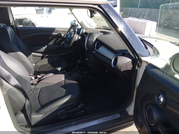 2013 MINI HARDTOP COOPER — I5