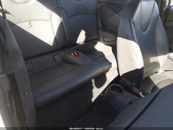 2013 MINI HARDTOP COOPER — I8