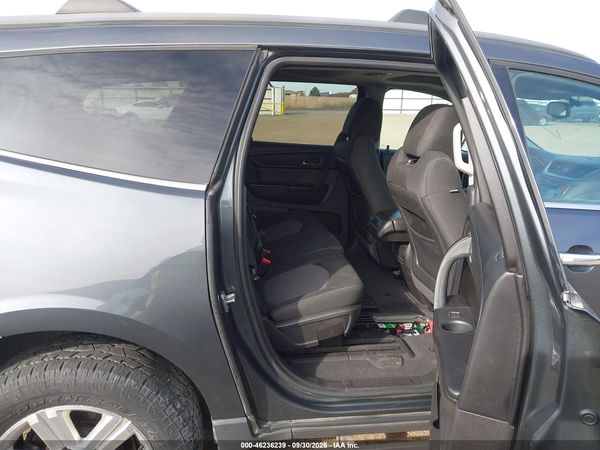 2013 CHEVROLET TRAVERSE 2LT — I8