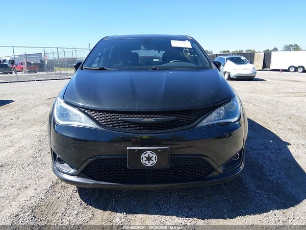 2020 CHRYSLER PACIFICA TOURING — I6