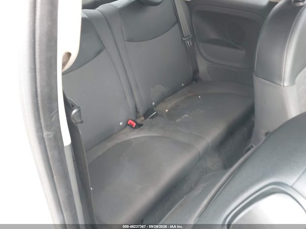 2015 FIAT 500 POP — I8