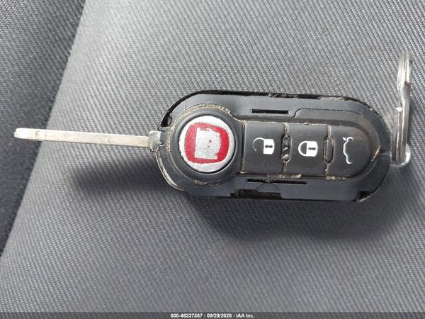 2015 FIAT 500 POP — I11
