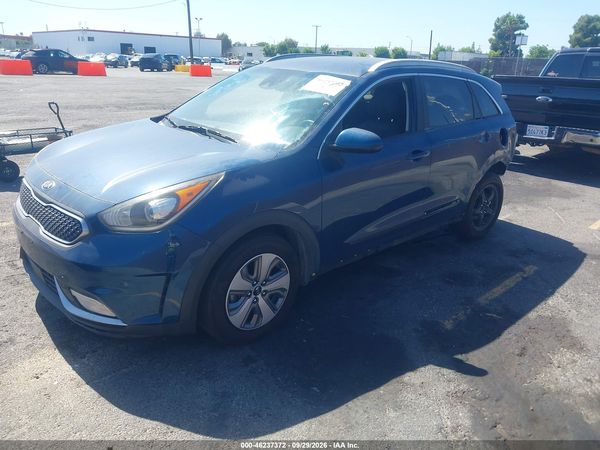 2017 KIA NIRO — I2