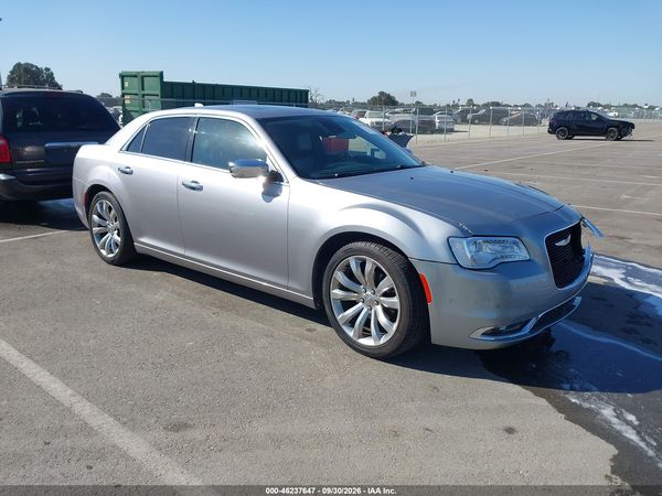 2018 CHRYSLER 300 LIMITED — I1