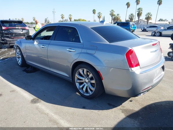 2018 CHRYSLER 300 LIMITED — I3