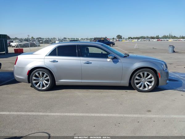 2018 CHRYSLER 300 LIMITED — I116