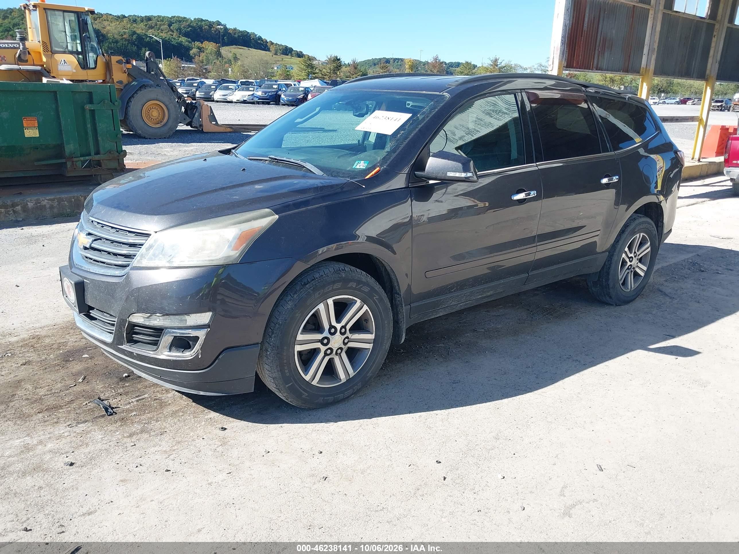 2015 CHEVROLET TRAVERSE 2LT — I2