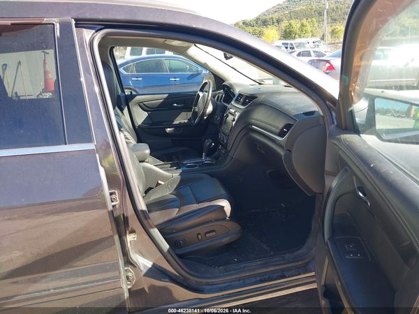 2015 CHEVROLET TRAVERSE 2LT — I5