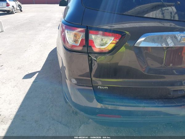 2015 CHEVROLET TRAVERSE 2LT — I153
