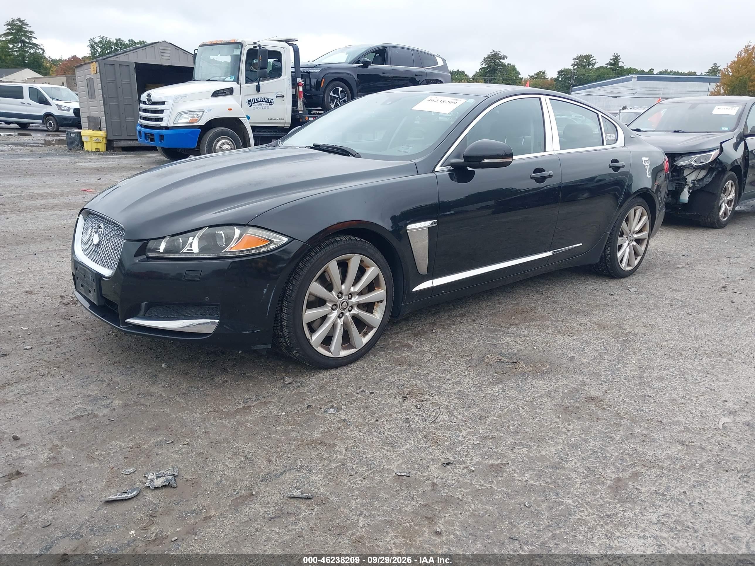 2013 JAGUAR XF V6 SC — I2