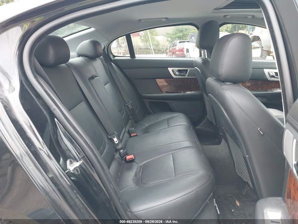 2013 JAGUAR XF V6 SC — I8
