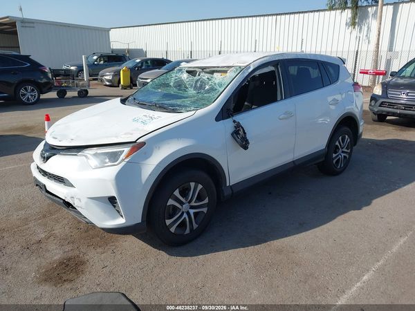 2018 TOYOTA RAV4 LE — I2