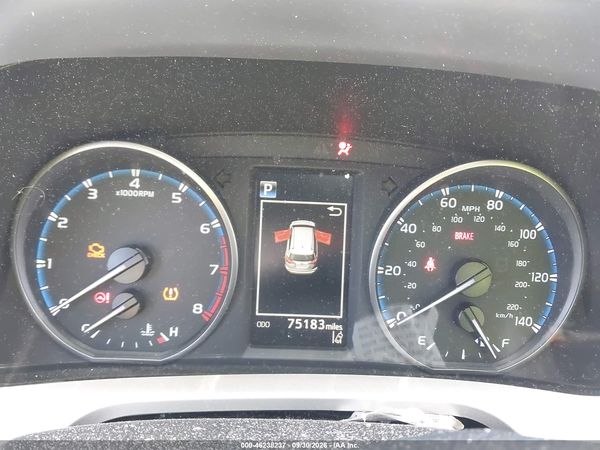 2018 TOYOTA RAV4 LE — I7