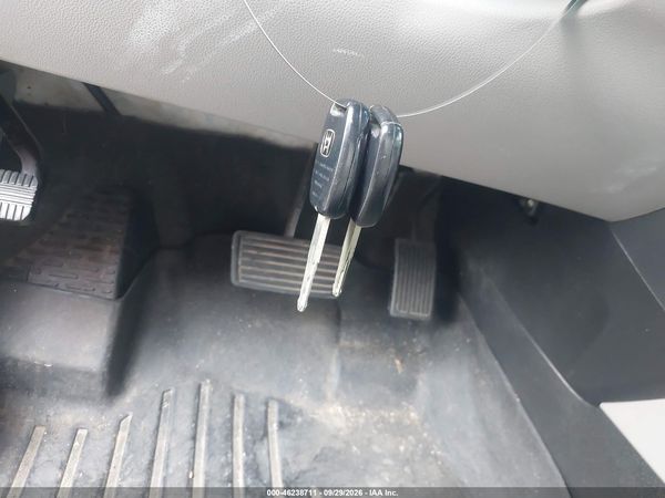 2013 HONDA PILOT LX — I11