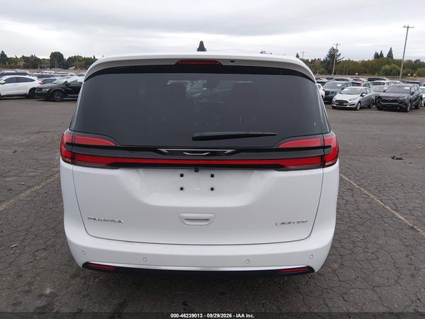 2027 CHRYSLER PACIFICA Limited — I119