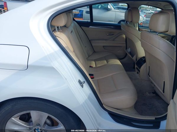 2012 BMW 528I — I8