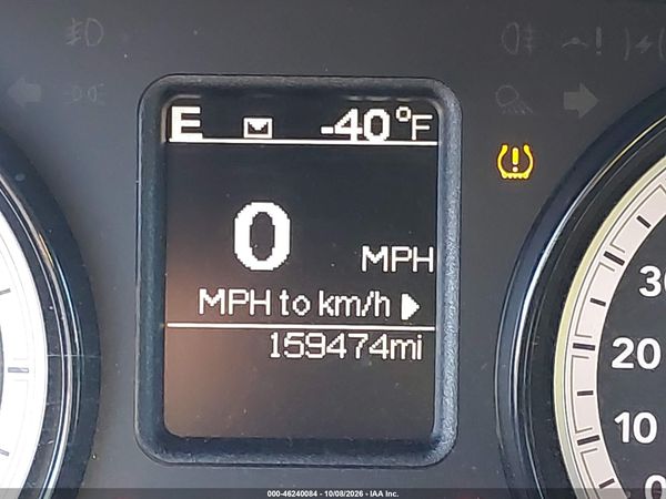 2017 RAM 1500 SLT  4X4 6'4 BOX — I118