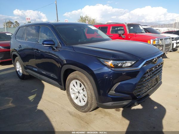 2025 TOYOTA GRAND HIGHLANDER XLE — I1