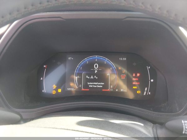 2025 TOYOTA GRAND HIGHLANDER XLE — I7
