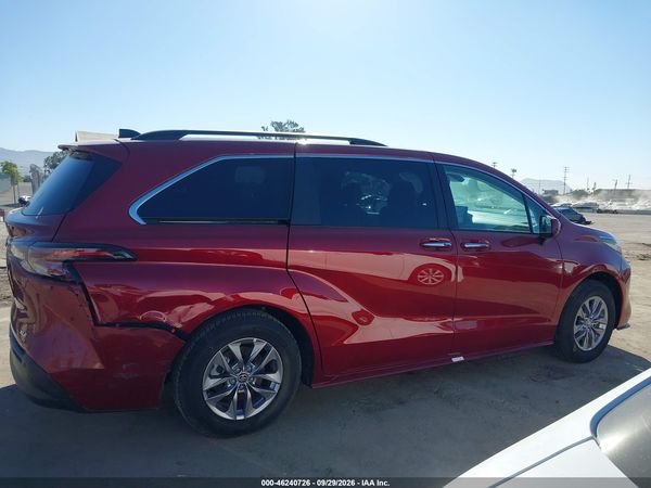 2026 TOYOTA SIENNA XLE — I116