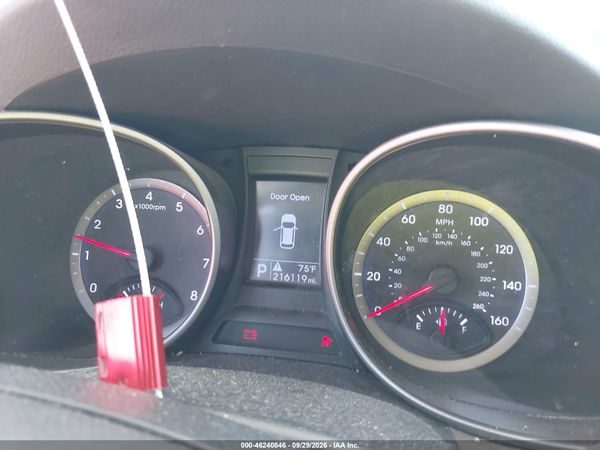 2016 HYUNDAI SANTA FE SE — I7