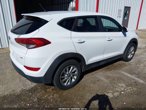 2018 HYUNDAI TUCSON SE — I4