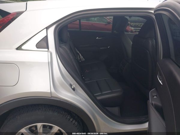 2021 CADILLAC XT4 AWD LUXURY — I8