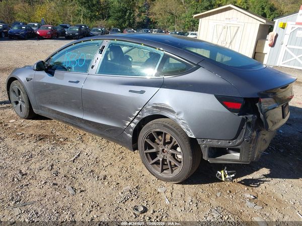 2023 TESLA MODEL 3 — I3