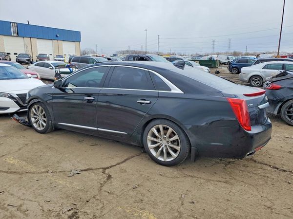 2016 CADILLAC XTS Luxury