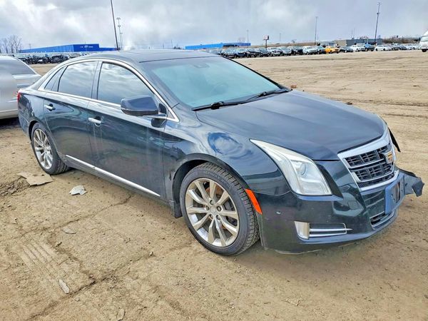 2016 CADILLAC XTS Luxury