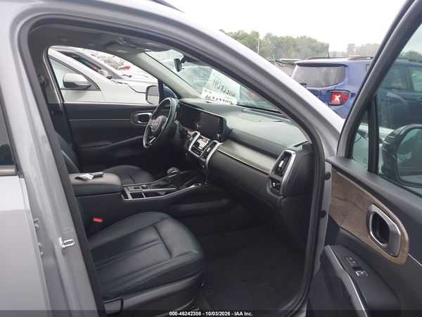 2022 KIA SORENTO EX — I5