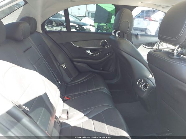 2017 MERCEDES-BENZ C 300 C300 — I8