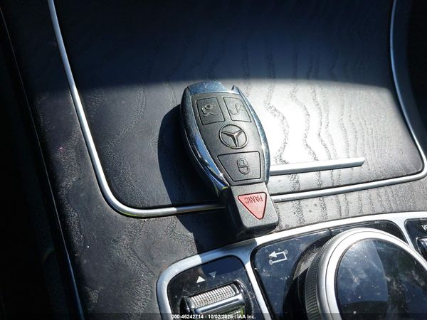 2017 MERCEDES-BENZ C 300 C300 — I11