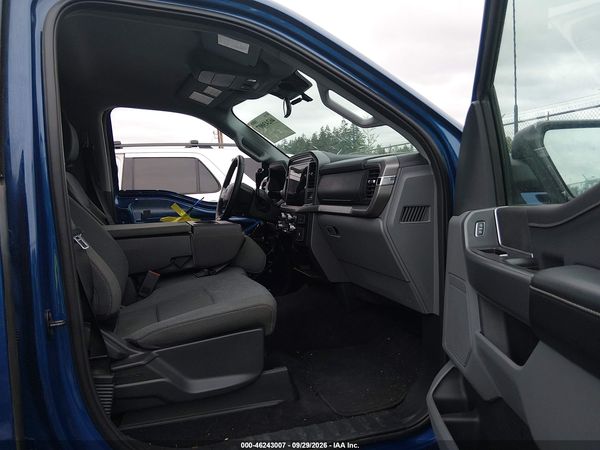 2025 FORD F-150 XLT — I5