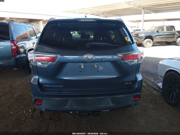 2016 TOYOTA HIGHLANDER XLE V6 — I119