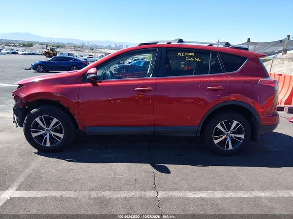 2017 TOYOTA RAV4 XLE — I117