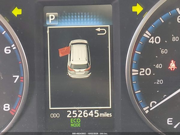 2017 TOYOTA RAV4 XLE — I118