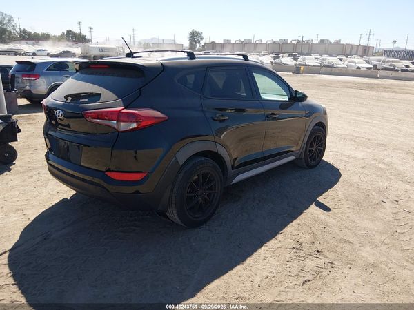 2017 HYUNDAI TUCSON SE — I4
