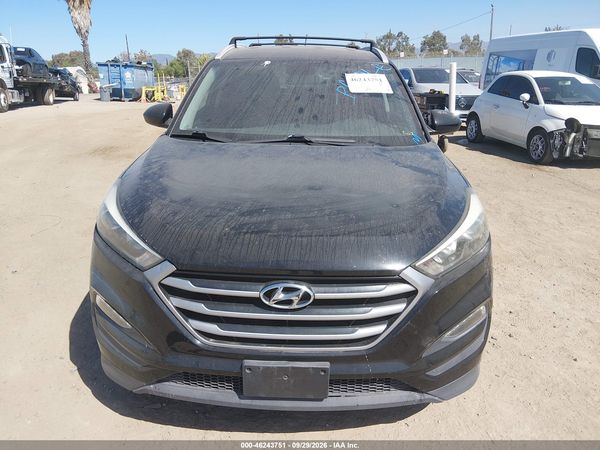 2017 HYUNDAI TUCSON SE — I6