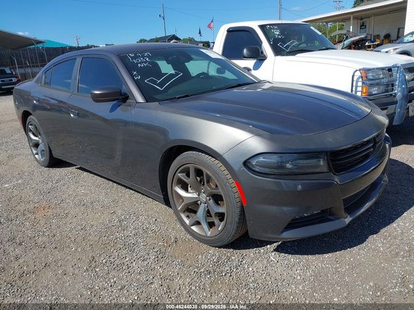 2016 DODGE CHARGER SXT — I1