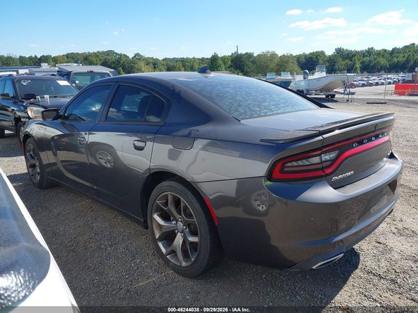 2016 DODGE CHARGER SXT — I3