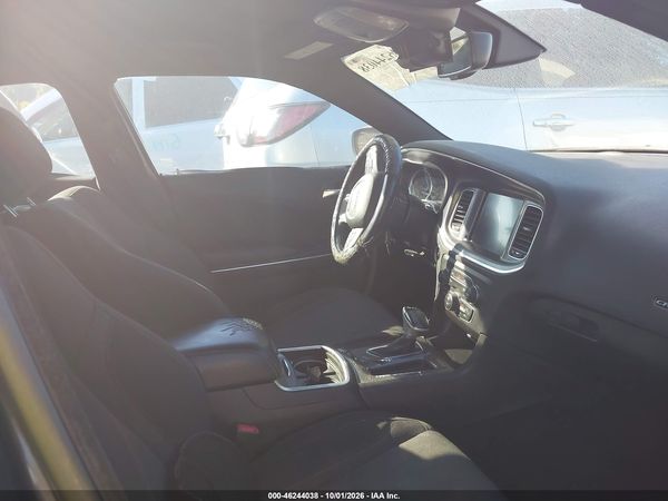 2016 DODGE CHARGER SXT — I5