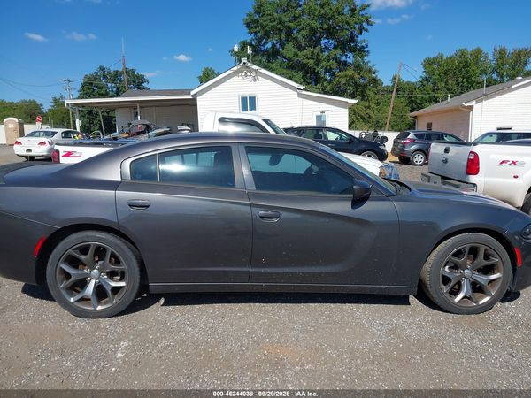 2016 DODGE CHARGER SXT — I116