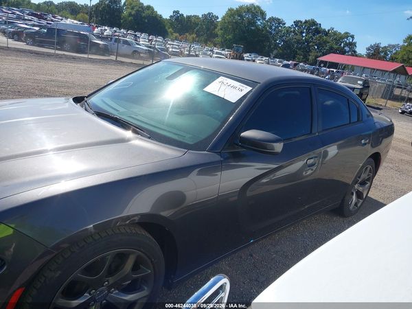2016 DODGE CHARGER SXT — I117
