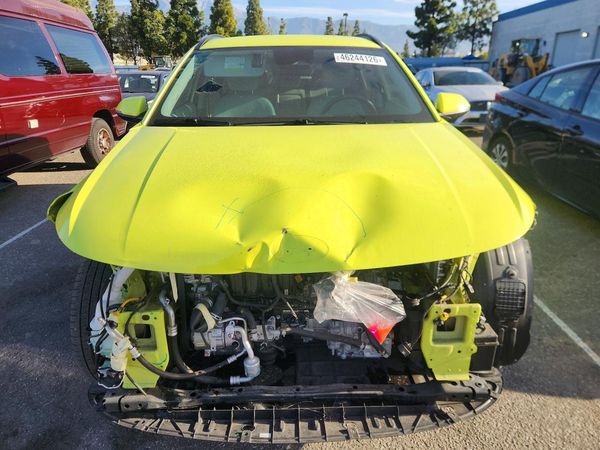 2024 HYUNDAI KONA SE