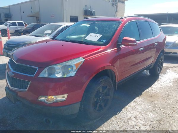 2012 CHEVROLET TRAVERSE 2LT — I2