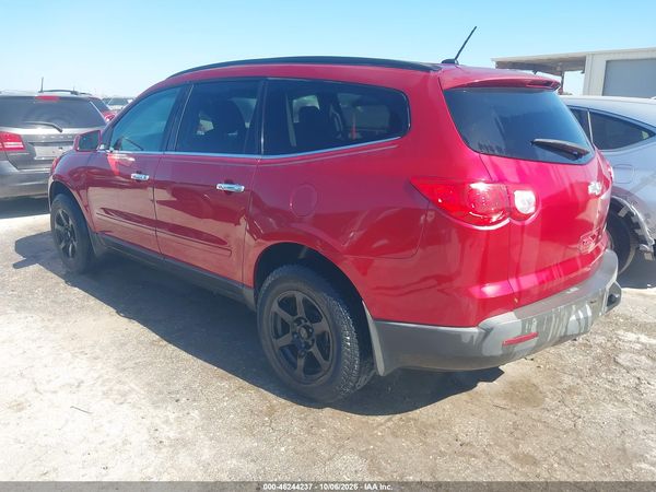 2012 CHEVROLET TRAVERSE 2LT — I3