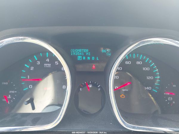 2012 CHEVROLET TRAVERSE 2LT — I7