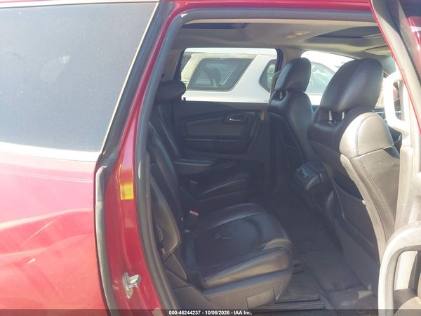 2012 CHEVROLET TRAVERSE 2LT — I8