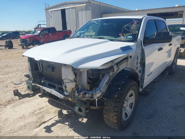 2022 RAM 1500 TRADESMAN  4X4 6'4 BOX — I6